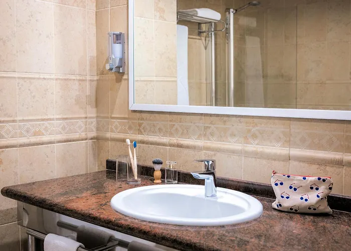 Grupotel Alcudia Pins فندق 3*