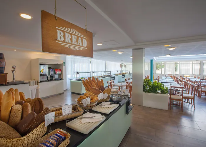 فندق Grupotel Alcudia Pins 3*