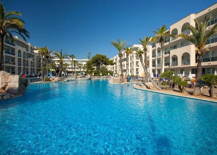 호텔 Grupotel Alcudia Pins 3*