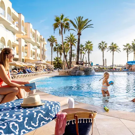 Grupotel Alcudia Pins 坎皮卡福特