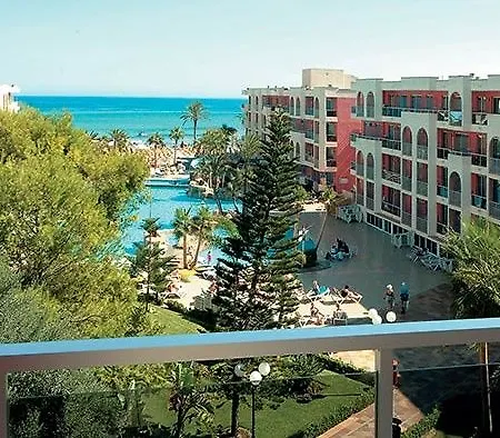 Grupotel Alcudia Pins 酒店 坎皮卡福特
