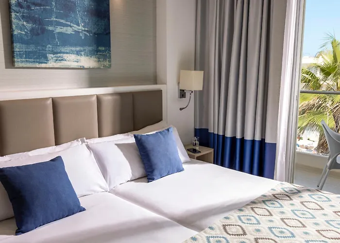 Grupotel Alcudia Pins Готель